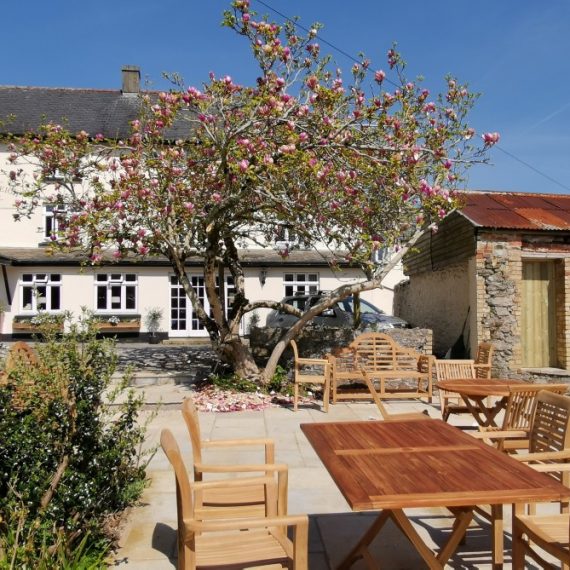 Upgrade of 16th century Hotel